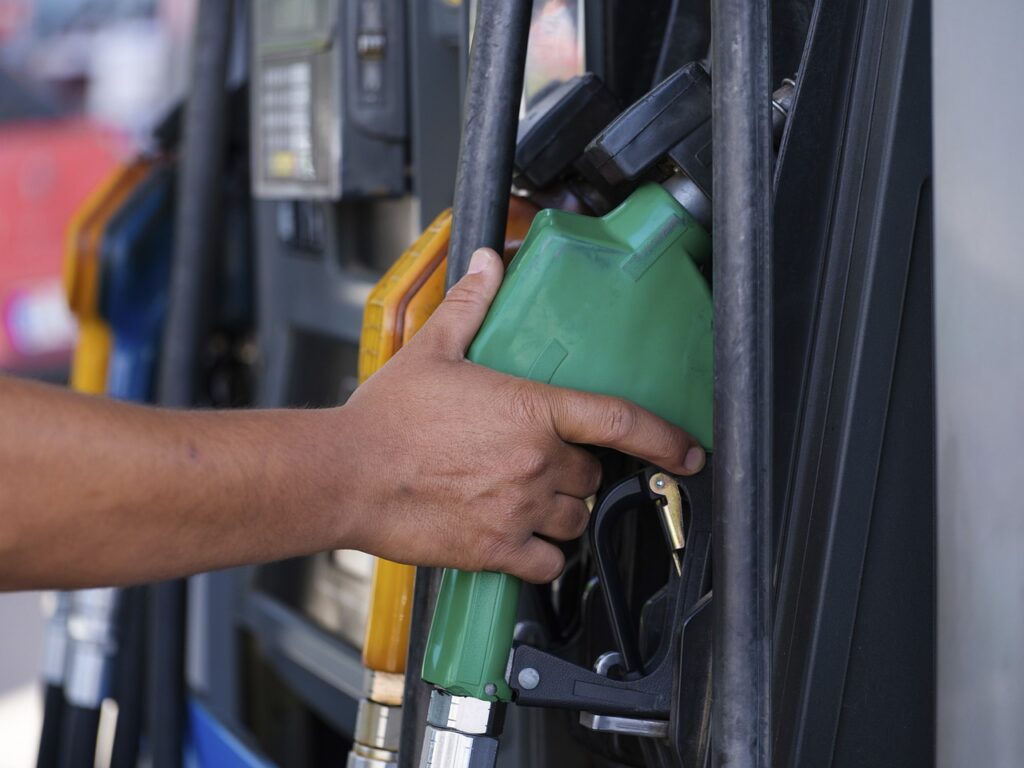 Gasoline 7241560