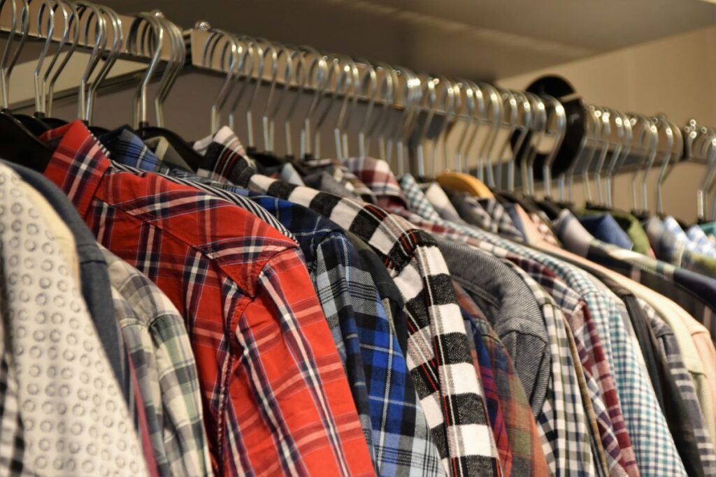 Second hand clothes