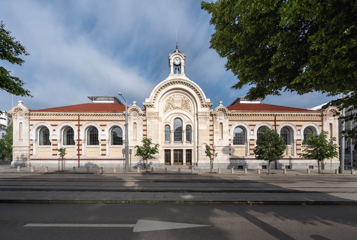 CentralniHali