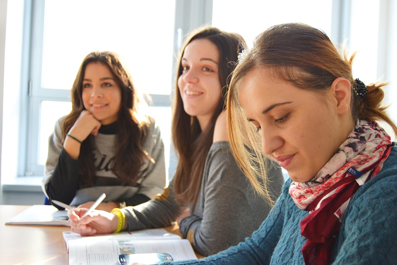 Sprachschuleaktiv language school 834138